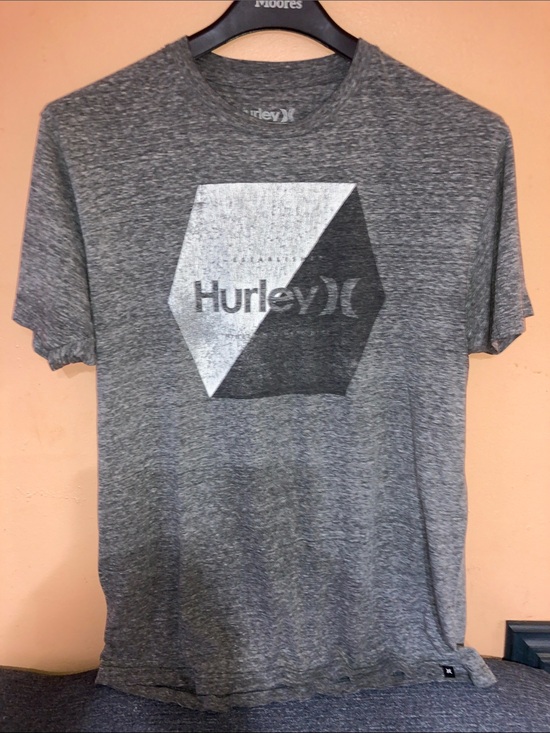 Hurley Other - Hurley Gray Heather Short Sleeve Graphic Tee